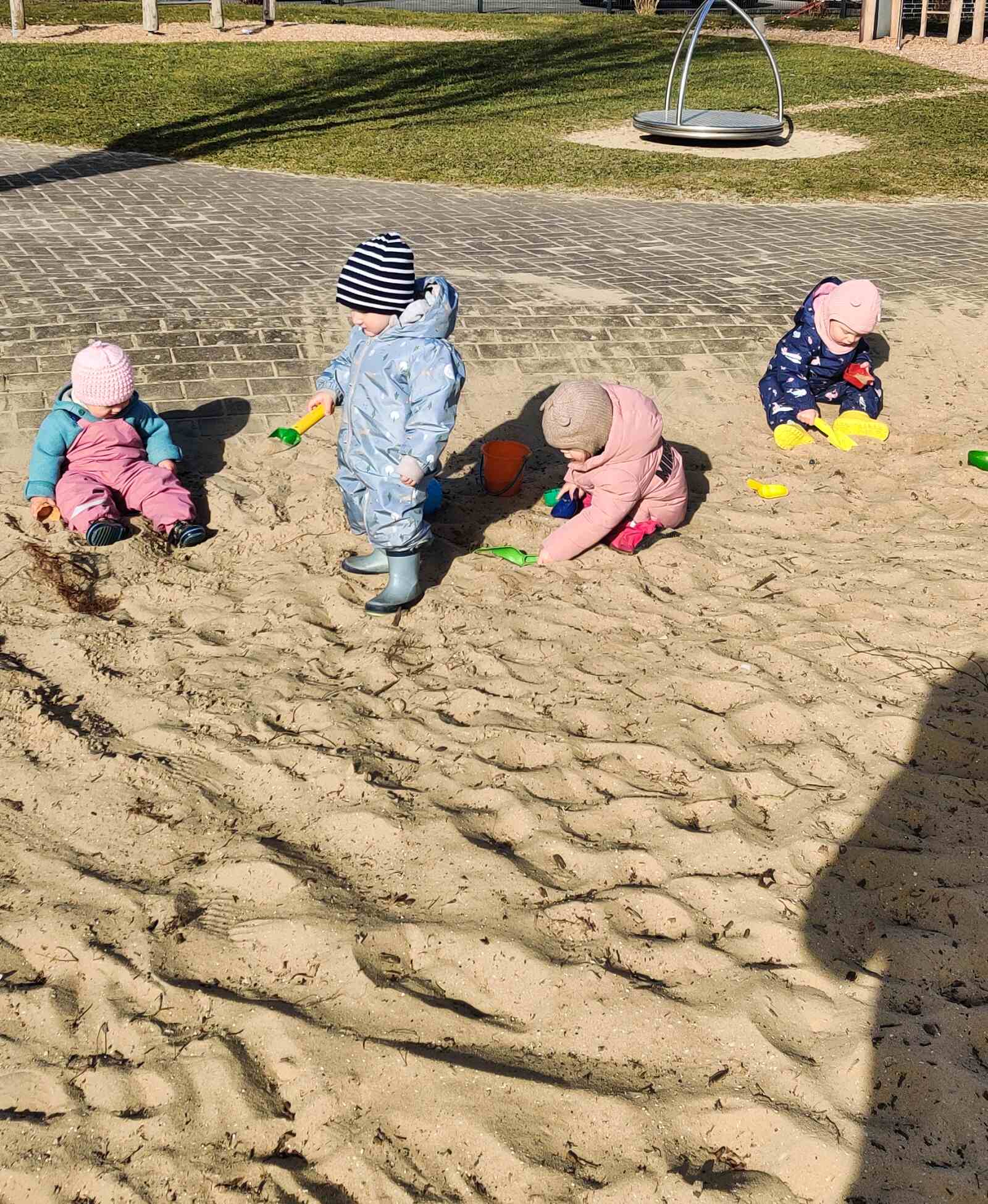 Tagesmutter Detmold Ausflug zum Spielplatz Pivitsheide auf der Kussel